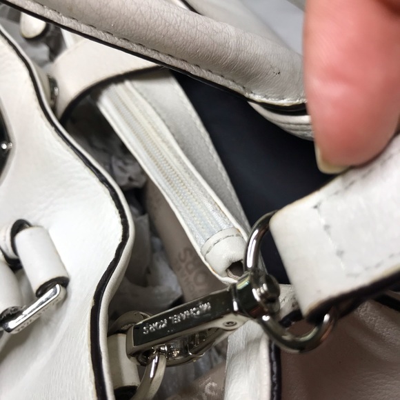 Leather bag. - Picture 13 of 16